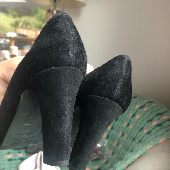 EILEEN FISHER - Suede Block Heel black Pump -like new- - Picture 10 of 12